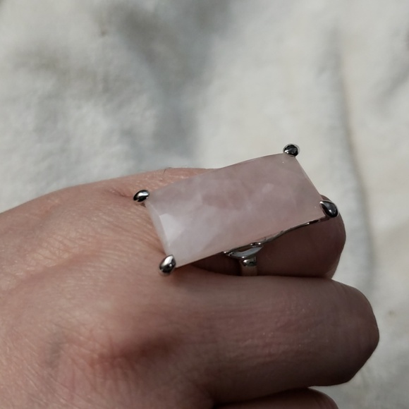 Rose Quartez Sterling Silver Ring - Picture 4 of 4